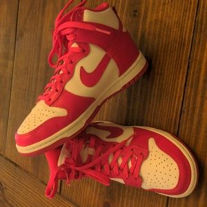 Women’s Nike Dunk High